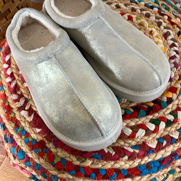 Silver Suede Leather Slip-On Shoes - Picture 8 of 8